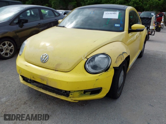 2013 Volkswagen Beetle 2.5L w/Sun/Sound/Nav with VIN 3VWJX7AT2DM680808, listed as a IAAI auction lot 42141906 with 113,399 mi miles and . Bid and sale history available at DreamBid. Image 6.