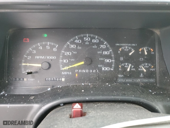 2000 GMC Sierra 2500 with VIN 1GTGK29R4YF479120, listed as a Copart auction lot 41454575 with 207,166 mi miles and Salvage Title. Bid and sale history available at carsss.com. Image 9.