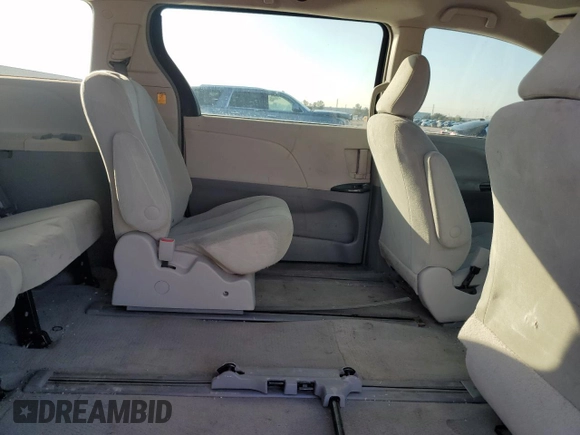2013 Toyota Sienna L with VIN 5TDZK3DC2DS327428, listed as a Copart auction lot 86815684 with 0 mi miles and Salvage Title. Bid and sale history available at carsss.com. Image 11.
