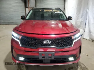 2021 Kia Sorento EX z VIN 5XYRHDLF2MG024680, wystawiony jako Copart lot #53358855 z przebiegiem 33 037 mil mil oraz Czysty tytuł • Clean title. Historia ofert i sprzedaży dostępna na DreamBid. Obrazek 5.