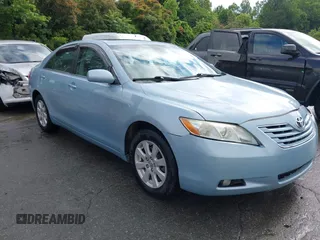 2009 Toyota Camry LE z VIN 4T1BK46KX9U577686, wystawiony jako IAAI lot #42381701 z przebiegiem 106 351 mil mil oraz . Historia ofert i sprzedaży dostępna na DreamBid. Obrazek 1.