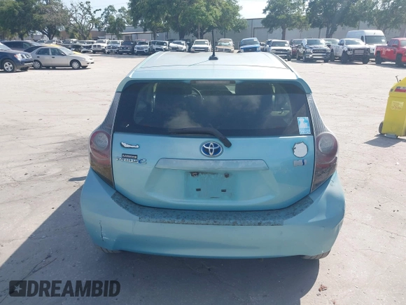 2013 Toyota Prius One z VIN JTDKDTB38D1039697, wystawiony jako IAAI lot #42378154 z przebiegiem 177 044 mil mil oraz . Historia ofert i sprzedaży dostępna na DreamBid. Obrazek 16.