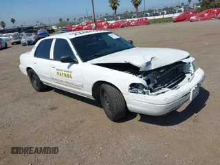 2010 Ford Police Interceptor z VIN 2FABP7BVXAX124727, wystawiony jako IAAI lot #42543692 z przebiegiem 195 759 mil mil oraz . Historia ofert i sprzedaży dostępna na DreamBid. Obrazek 1.