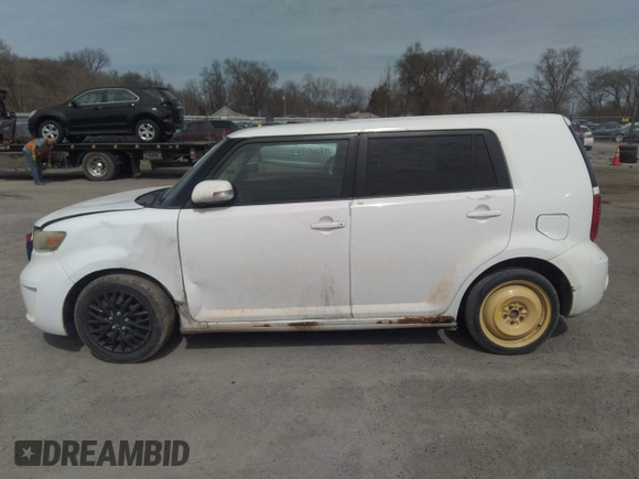 2008 Scion xB with VIN JTLKE50E381052011, listed as a IAAI auction lot 41800997 with 0 mi miles. Bid and sale history available at carsss.com. Image 14.