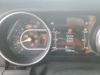 2021 Jeep Wrangler Unlimited Sahara Altitude z VIN 1C4HJXEN7MW651514, wystawiony jako Copart lot #48438715 z przebiegiem 37 289 mil mil oraz Szkoda całkowita • Salvage title. Historia ofert i sprzedaży dostępna na DreamBid. Obrazek 9.