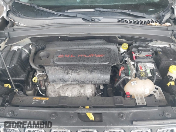 2017 Jeep Renegade Altitude z VIN ZACCJBBB3HPE49084, wystawiony jako IAAI lot #42247035 z przebiegiem 167 421 mil mil oraz . Historia ofert i sprzedaży dostępna na DreamBid. Obrazek 10.