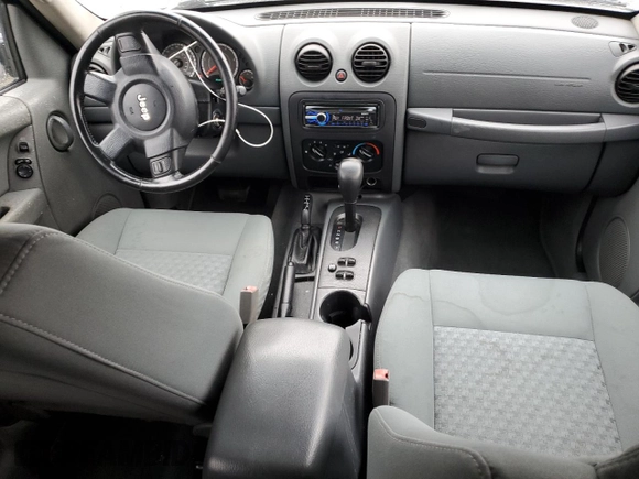 2005 Jeep Liberty Sport with VIN 1J4GL48535W610454, listed as a Copart auction lot 81914214 with 127,181 mi miles and Salvage Title. Bid and sale history available at DreamBid. Image 8.
