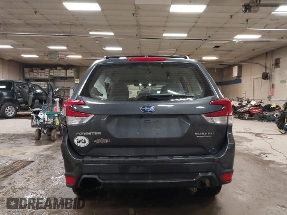 2022 Subaru Forester with VIN JF2SKACC1NH517798, listed as a IAAI auction lot 41658814 with 19,588 mi miles and . Bid and sale history available at DreamBid. Image 17.