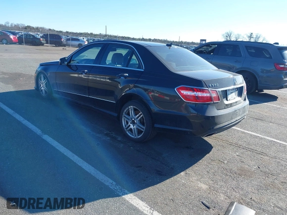 2010 Mercedes-Benz E 550 Luxury with VIN WDDHF9AB1AA137908, listed as a IAAI auction lot 41629606 with 141,060 mi miles and . Bid and sale history available at DreamBid. Image 3.