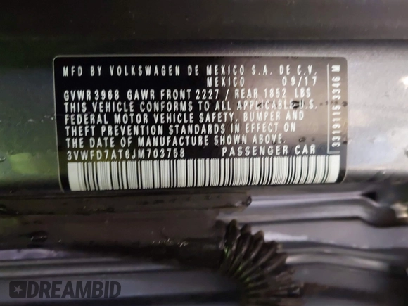 2018 Volkswagen Beetle S z VIN 3VWFD7AT6JM703758, wystawiony jako IAAI lot #41381842 z przebiegiem Nie podano mil oraz . Historia ofert i sprzedaży dostępna na DreamBid. Obrazek 9.
