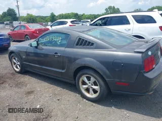 2007 Ford Mustang GT Deluxe с VIN 1ZVHT82H875281518, выставлен на аукционе IAAI как лот 42633779 с пробегом 238 474 миль миль и . История ставок и продаж доступна на DreamBid. Изображение 14.