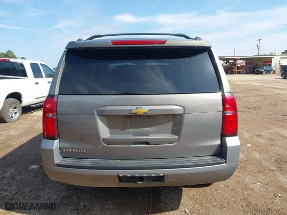 2017 Chevrolet Tahoe LT with VIN 1GNSCBKC2HR260627, listed as a IAAI auction lot 41580613 with 156,650 mi miles. Bid and sale history available at carsss.com. Image 17.