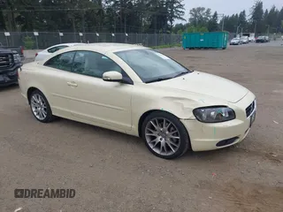 2009 Volvo C70 с VIN YV1MC672X9J074837, выставлен на аукционе IAAI как лот 42283168 с пробегом 93 174 миль миль и . История ставок и продаж доступна на DreamBid. Изображение 1.
