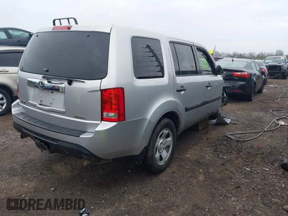 2015 Honda Pilot LX with VIN 5FNYF4H21FB020315, listed as a IAAI auction lot 42072899 with Not Provided miles and . Bid and sale history available at carsss.com. Image 4.