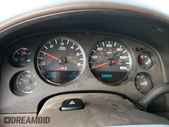 2013 Chevrolet Suburban LT with VIN 1GNSCJE06DR203594, listed as a Copart auction lot 63114724 with 263,456 mi miles and Salvage Title. Bid and sale history available at carsss.com. Image 9.