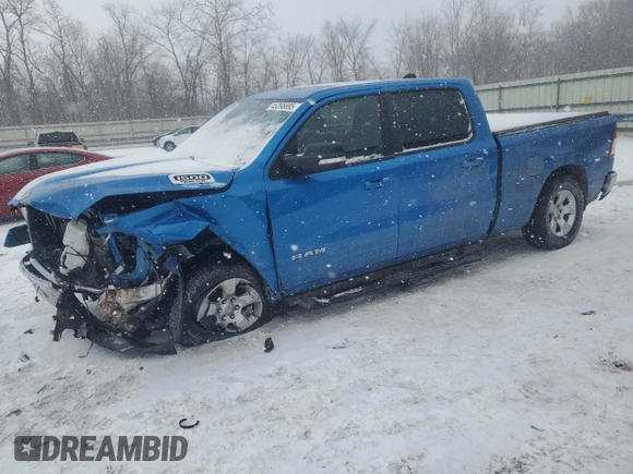 2021 Ram 1500 Big Horn z VIN 1C6SRFMTXMN617332, wystawiony jako Copart lot #46398695 z przebiegiem 42 656 mil mil oraz Szkoda całkowita • Salvage title. Historia ofert i sprzedaży dostępna na DreamBid. Obrazek 1.