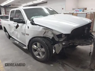 2017 Ram 1500 SLT z VIN 1C6RR6GTXHS547882, wystawiony jako IAAI lot #41959516 z przebiegiem 85 524 mil mil oraz . Historia ofert i sprzedaży dostępna na DreamBid. Obrazek 1.