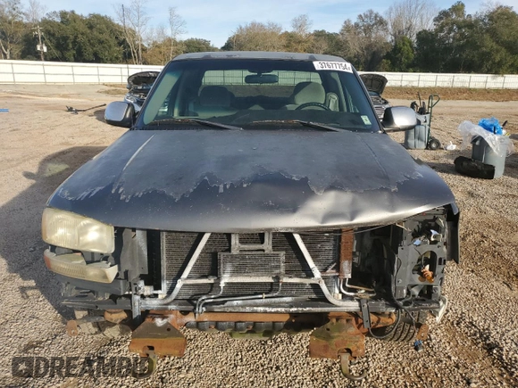 2000 GMC Sierra 1500 SL with VIN 2GTEC19V6Y1286471, listed as a Copart auction lot 37677754 with 289,027 mi miles and Non Repairable. Bid and sale history available at DreamBid. Image 5.