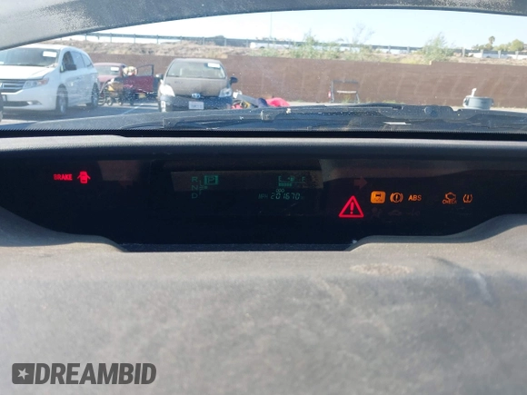 2008 Toyota Prius z VIN JTDKB20U283370216, wystawiony jako IAAI lot #42464811 z przebiegiem 201 670 mil mil oraz . Historia ofert i sprzedaży dostępna na DreamBid. Obrazek 7.