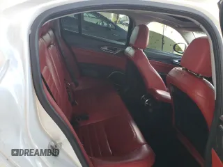2018 Alfa Romeo Giulia Ti Sport with VIN ZARFAECN7J7564089, listed as a Copart auction lot 69400594 with 75,000 mi miles and Salvage Title. Bid and sale history available at carsss.com. Image 10.