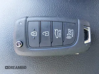 2024 Hyundai Elantra SE with VIN KMHLL4DG5RU842031, listed as a IAAI auction lot 41814198 with 6,038 mi miles and . Bid and sale history available at DreamBid. Image 11.