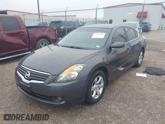 2008 Nissan Altima 2.5 with VIN 1N4AL21E18N536705, listed as a IAAI auction lot 41965407 with 270,072 mi miles. Bid and sale history available at carsss.com. Image 2.