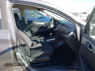 2018 Nissan Sentra S z VIN 3N1AB7AP4JY293236, wystawiony jako IAAI lot #41546252 z przebiegiem 110 527 mil mil oraz . Historia ofert i sprzedaży dostępna na DreamBid. Obrazek 5.