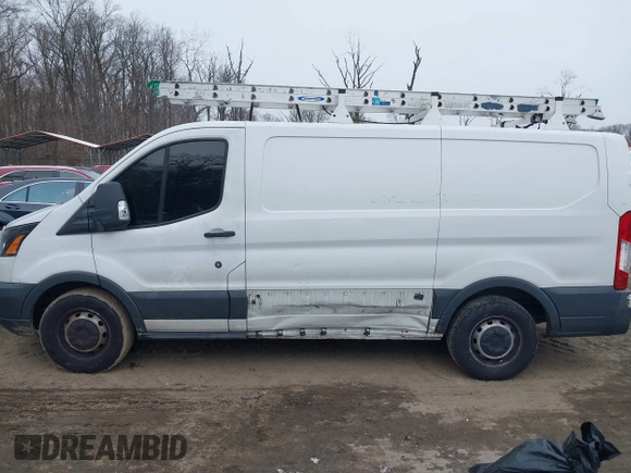 2017 Ford Transit с VIN 1FTYE1ZM8HKB56318, выставлен на аукционе IAAI как лот 41344630 с пробегом 168 462 миль миль и . История ставок и продаж доступна на DreamBid. Изображение 13.