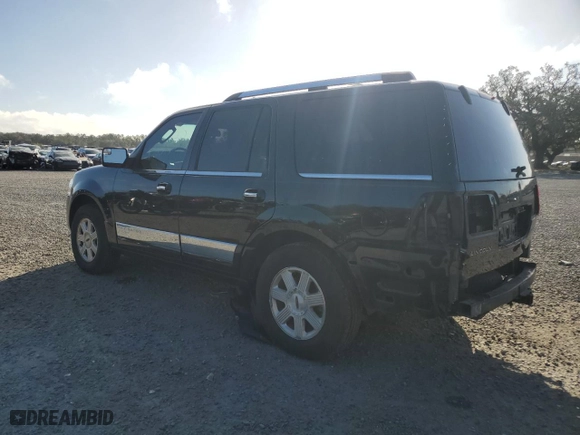 2012 Lincoln Navigator with VIN 5LMJJ2H59CEL08152, listed as a Copart auction lot 85036154 with 133,033 mi miles and Salvage Title. Bid and sale history available at carsss.com. Image 2.