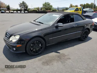 2007 Mercedes-Benz CLK 550 с VIN WDBTK72G87T084862, выставлен на аукционе Copart как лот 61261515 с пробегом 140 938 миль миль и Списание • Salvage title. История ставок и продаж доступна на DreamBid. Изображение 1.