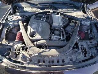 2017 BMW M3 z VIN WBS8M9C36H5G85942, wystawiony jako Copart lot #83209834 z przebiegiem Nie podano mil oraz Tytuł czysty. Historia ofert i sprzedaży dostępna na DreamBid. Obrazek 11.