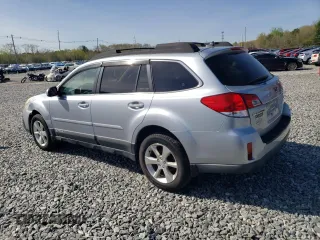 2014 Subaru Outback Limited with VIN 4S4BRBLC3E3274360, listed as a Copart auction lot 54586035 with 176,553 mi miles and Clean Title. Bid and sale history available at DreamBid. Image 2.