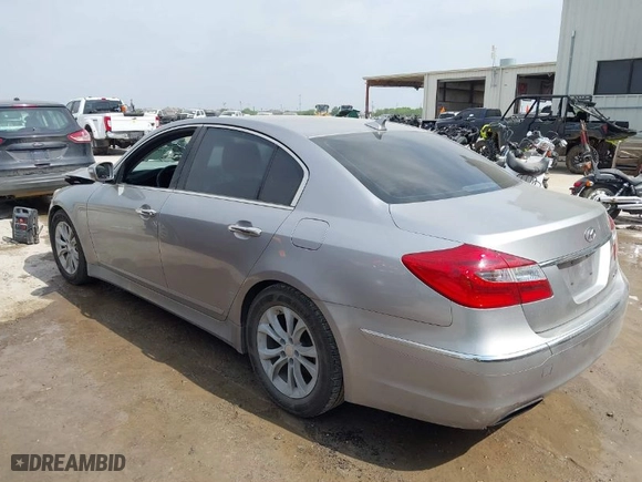 2013 Hyundai Genesis 3.8L with VIN KMHGC4DD5DU233358, listed as a IAAI auction lot 41954695 with 247,464 mi miles. Bid and sale history available at carsss.com. Image 3.