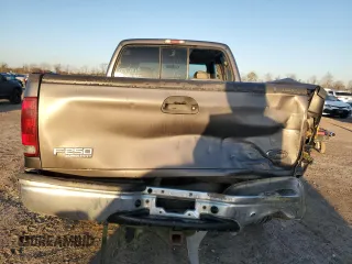 2002 Ford F-250 XL with VIN 3FTNW21F42MA14308, listed as a Copart auction lot 48522435 with 459,947 mi miles and Salvage title. Bid and sale history available at DreamBid. Image 6.