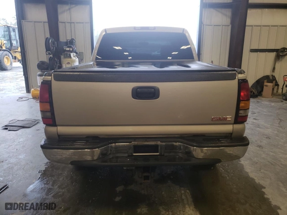 2004 GMC Sierra 1500 Crew Cab SLT with VIN 2GTEK13T941394846, listed as a Copart auction lot 66465954 with NaN miles and Salvage Title. Bid and sale history available at carsss.com. Image 6.
