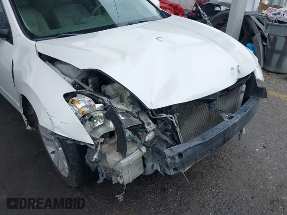 2010 Nissan Altima 3.5 SR with VIN 1N4BL2AP4AN558709, listed as a IAAI auction lot 41755581 with 175,006 mi miles. Bid and sale history available at carsss.com. Image 6.