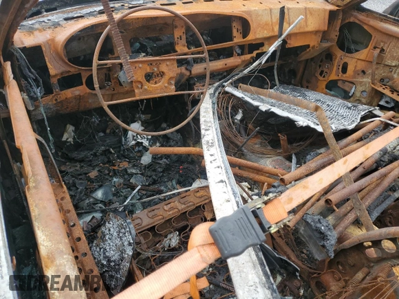 1986 Porsche 944 z VIN WP0AA0958GN152718, wystawiony jako Copart lot #55963875 z przebiegiem Nie podano mil oraz Szkoda całkowita • Salvage title. Historia ofert i sprzedaży dostępna na DreamBid. Obrazek 8.