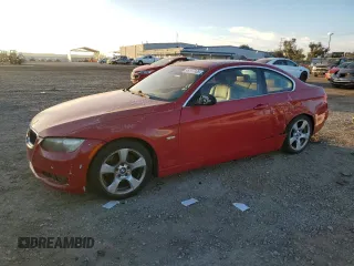 2008 BMW 3 Series 328i with VIN WBAWB33548P132028, listed as a Copart auction lot 43377135 with 113,643 mi miles and Clean Title. Bid and sale history available at carsss.com. Image 1.