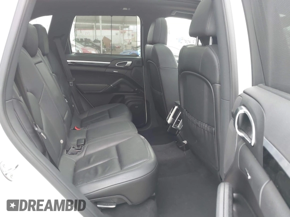 2014 Porsche Cayenne S Hybrid with VIN WP1AE2A28ELA51123, listed as a IAAI auction lot 42091475 with 41,341 mi miles and . Bid and sale history available at DreamBid. Image 8.
