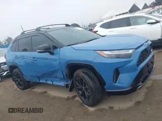 2024 Toyota RAV4 Hybrid XSE with VIN 4T3E6RFV6RU165085, listed as a IAAI auction lot 41730022 with 5,368 mi miles. Bid and sale history available at carsss.com. Image 13.