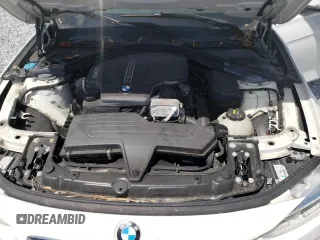 2018 BMW 3 Series 320i z VIN WBA8E1G55JNU88942, wystawiony jako Copart lot #51738745 z przebiegiem Nie podano mil oraz Szkody całkowita. Historia ofert i sprzedaży dostępna na DreamBid. Obrazek 11.