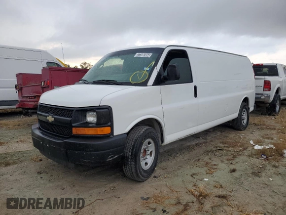 2014 Chevrolet Express Cargo Van with VIN 1GCWGGBA3E1213546, listed as a Copart auction lot 77206984 with 309,311 mi miles and Clean Title. Bid and sale history available at carsss.com. Image 1.