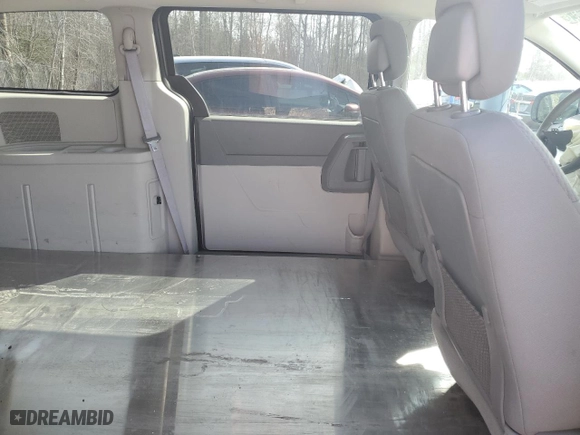 2010 Dodge Grand Caravan SE with VIN 2D4RN4DE8AR276104, listed as a Copart auction lot 51951345 with 0 mi miles and Salvage Title. Bid and sale history available at carsss.com. Image 11.