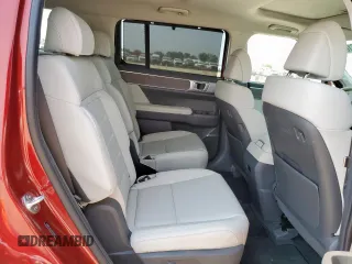 2024 Hyundai Santa Fe Calligraphy z VIN 5NMP54GL5RH030907, wystawiony jako Copart lot #56961875 z przebiegiem 13 478 mil mil oraz Szkoda całkowita • Salvage title. Historia ofert i sprzedaży dostępna na DreamBid. Obrazek 11.