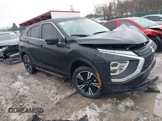 2024 Mitsubishi Eclipse Cross SE z VIN JA4ATWAA9RZ012611, wystawiony jako IAAI lot #41555919 z przebiegiem 13 373 mil mil oraz . Historia ofert i sprzedaży dostępna na DreamBid. Obrazek 1.