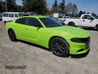 2023 Dodge Charger SXT z VIN 2C3CDXBGXPH592389, wystawiony jako Copart lot #54956945 z przebiegiem 17 876 mil mil oraz Szkoda całkowita • Salvage title. Historia ofert i sprzedaży dostępna na DreamBid. Obrazek 4.