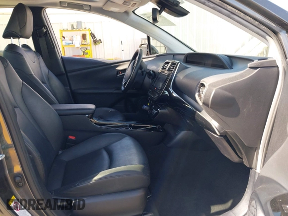 2017 Toyota Prius Two with VIN JTDKARFU4H3036689, listed as a IAAI auction lot 42265196 with 110,310 mi miles and . Bid and sale history available at DreamBid. Image 5.