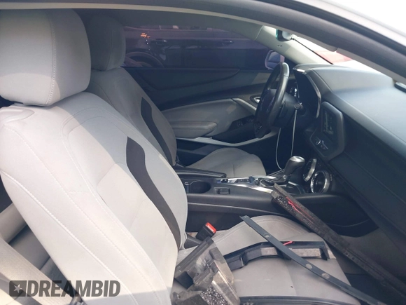 2019 Chevrolet Camaro 1LS with VIN 1G1FB1RX5K0130443, listed as a IAAI auction lot 41586492 with 122,538 mi miles and . Bid and sale history available at carsss.com. Image 5.