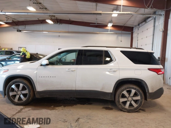 2020 Chevrolet Traverse LT Leather with VIN 1GNEVHKW4LJ101782, listed as a IAAI auction lot 41661201 with 88,743 mi miles. Bid and sale history available at carsss.com. Image 14.