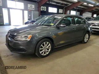 2012 Volkswagen Jetta SE с VIN 3VWDP7AJ1CM302103, выставлен на аукционе Copart как лот 62287475 с пробегом 251 538 миль миль и Чистый • Clean title. История ставок и продаж доступна на DreamBid. Изображение 1.